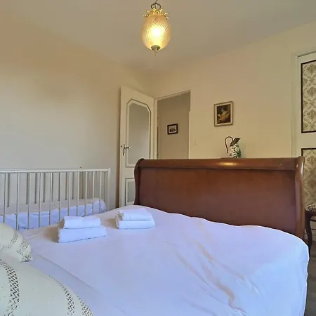 Les Trois Pitchounes- Wifi- Piscine- Calme Appartement *